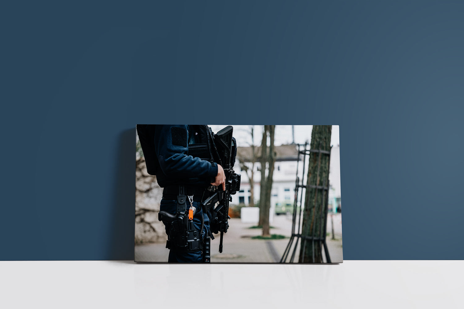 Bereitstellung am Tatort (Leinwand)