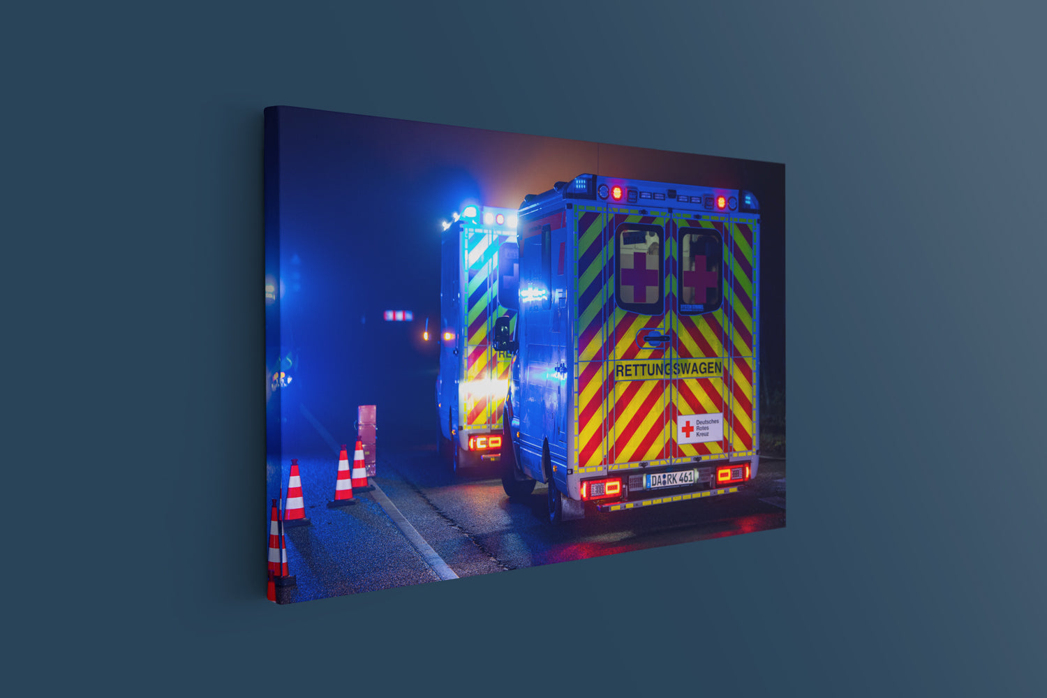 Rettungswagen im Morgengrauen (Leinwand)
