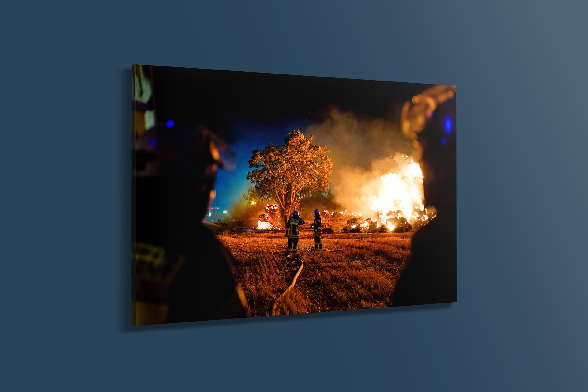 Im Schein der Flammen (Acryl)