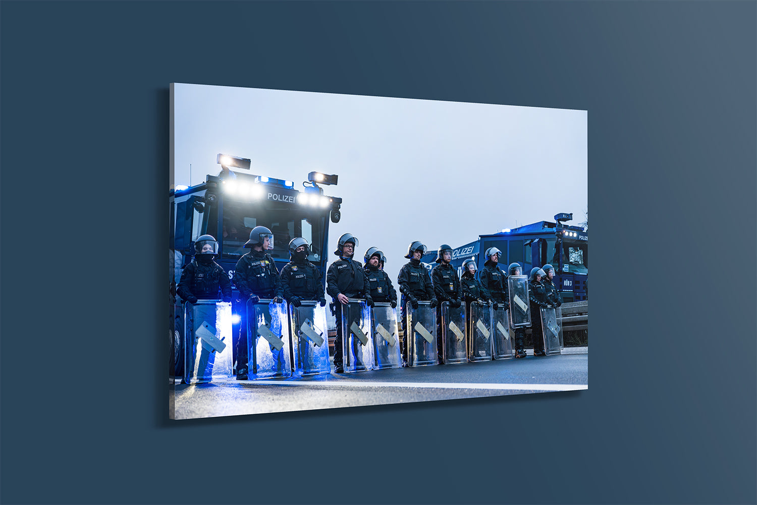 Polizei steht bereit (Acryl)