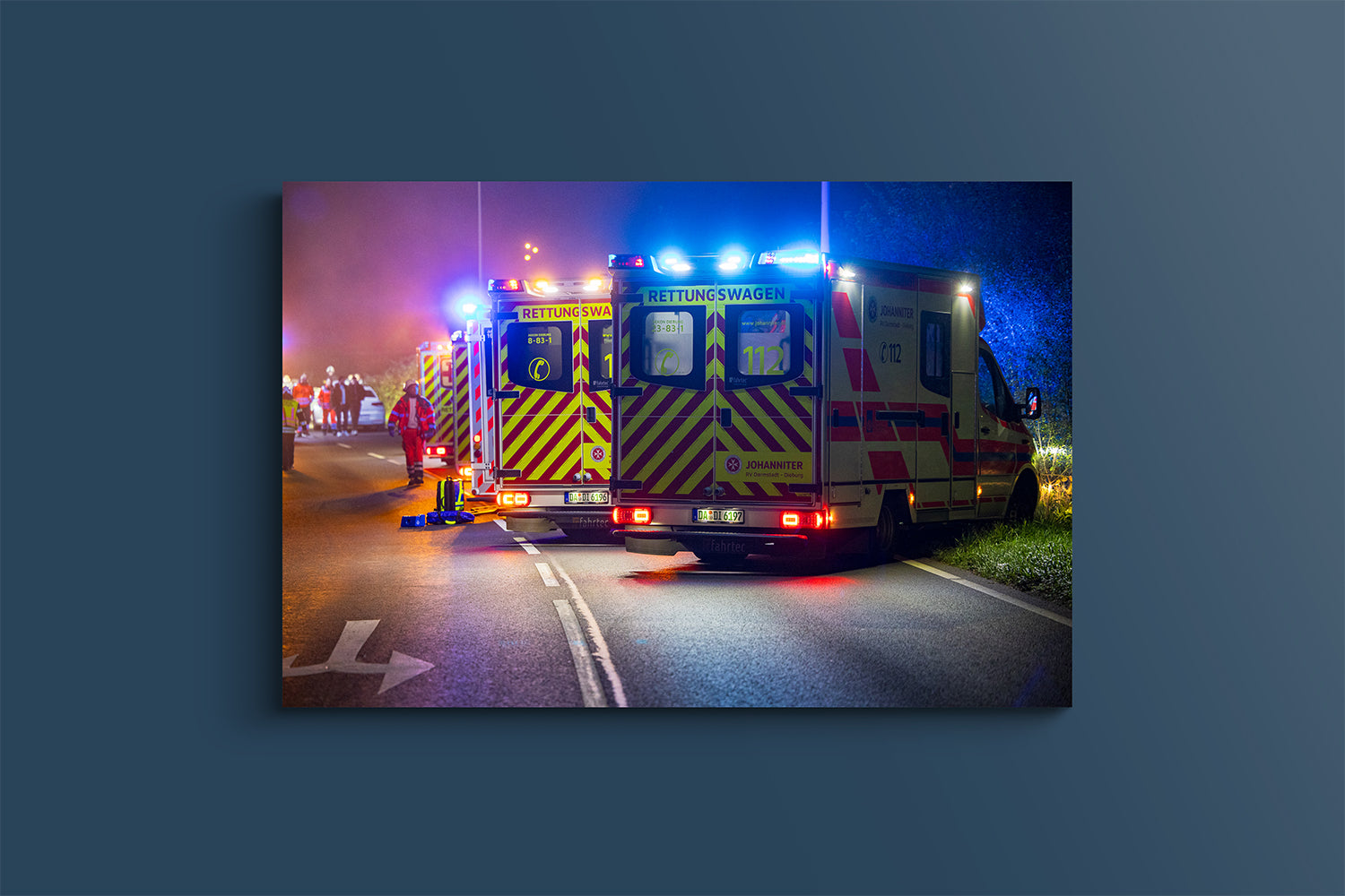 Rettungswagen in der Nacht (Acryl)