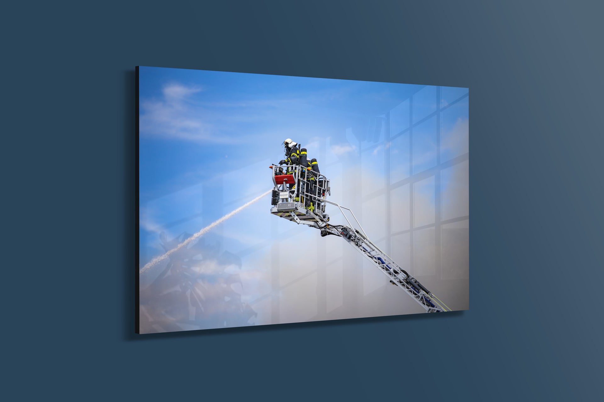 Feuerwehr-Einsatz Dietzenbach Brand in Maschinenhalle (Alu-Dibond)