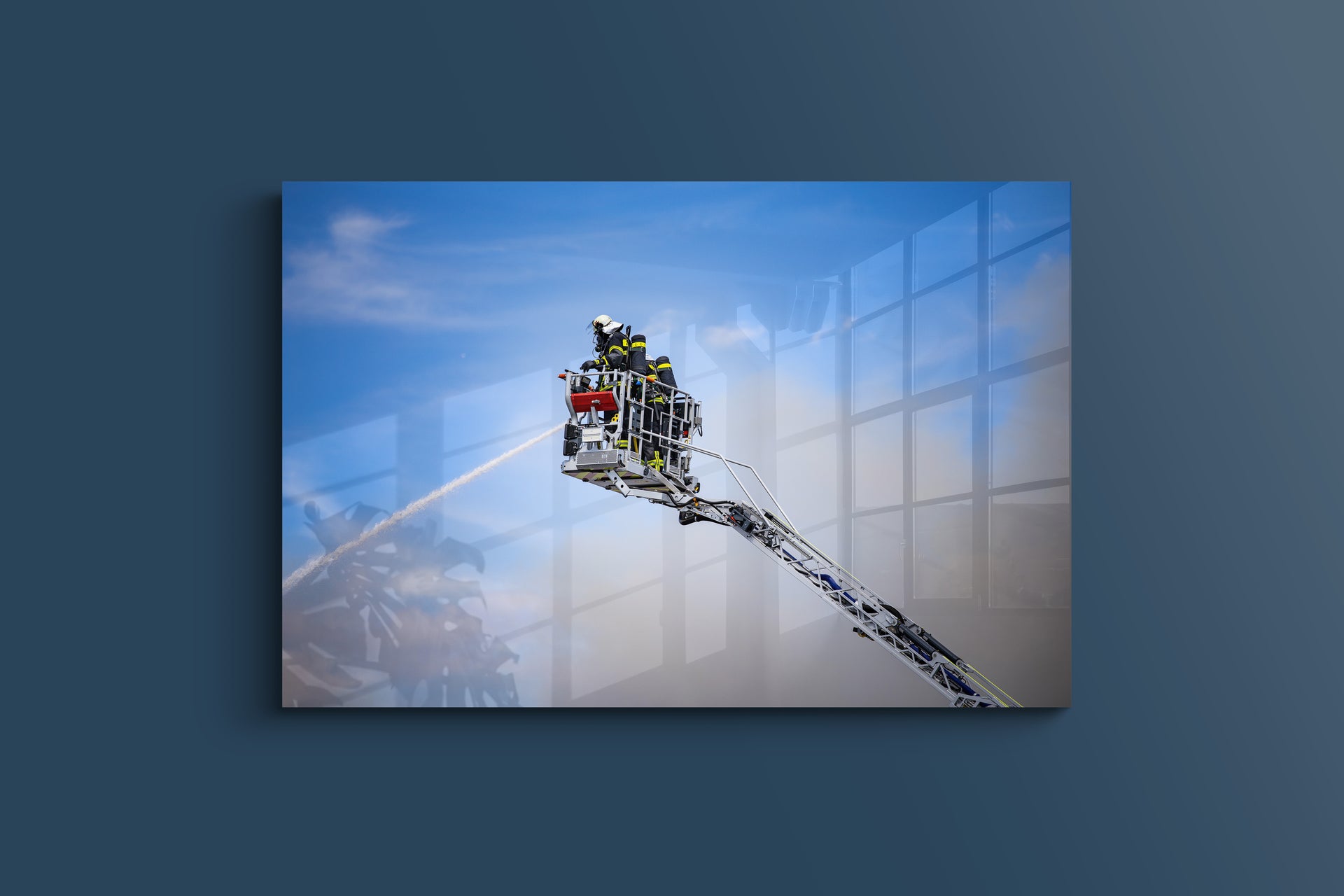 Feuerwehr-Einsatz Dietzenbach Brand in Maschinenhalle (Alu-Dibond)