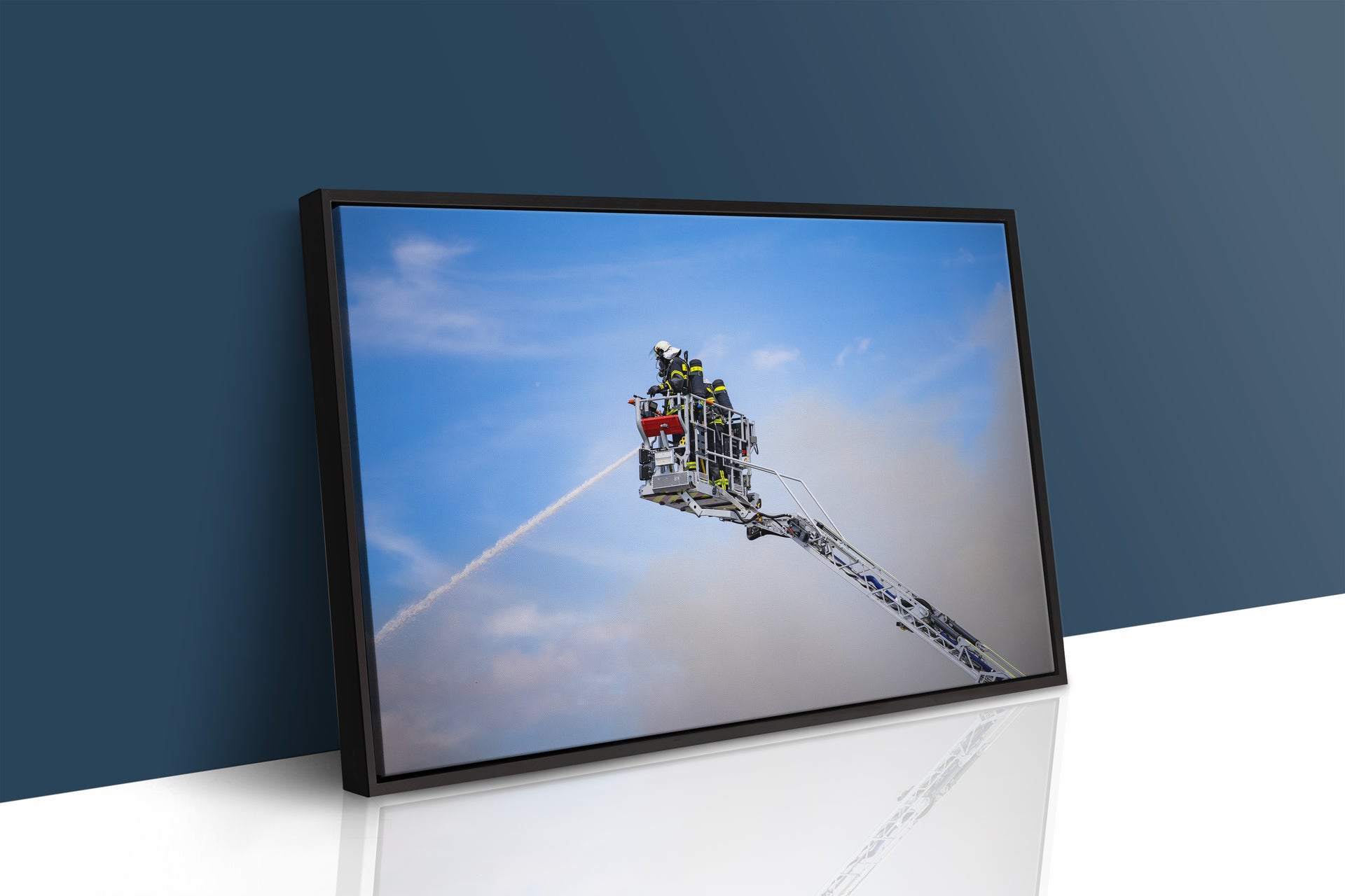 Feuerwehr-Einsatz Dietzenbach Brand in Maschinenhalle (Gerahmtes Bild)