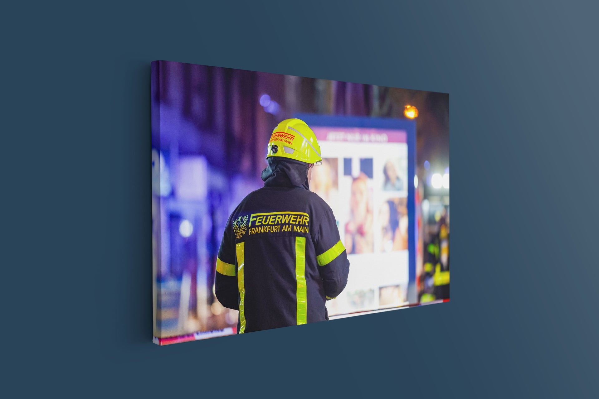 Feuerwehr Frankfurt Großeinsatz bei Großbrand in Höchst (Leinwand)